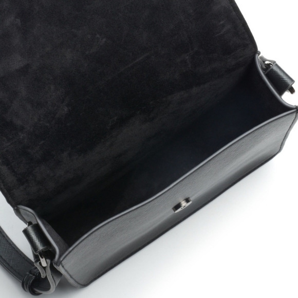 Brand New Minnie Mouse Crossbody Bag by Bioworld - Picture 3 of 6